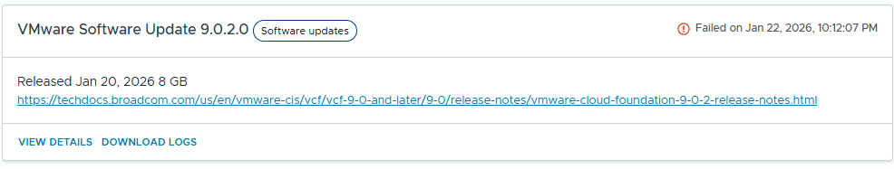 VMware Software Update 9.0.2.0 항목으로, 릴리스 날짜와 Failed 상태, 상세·로그 링크가 표시됨.